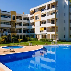 Apartamento Amazing Flat W/pool & Garden By Lovelystay, Vilamoura
