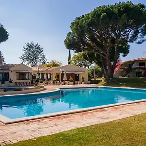 Apartamento Gorgeous 2bdr W/patio & Pool By Lovelystay, Vilamoura